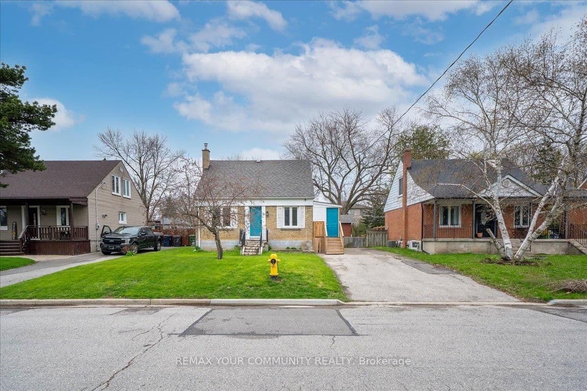 31 Allister Avenue, Toronto, ON — photo 3