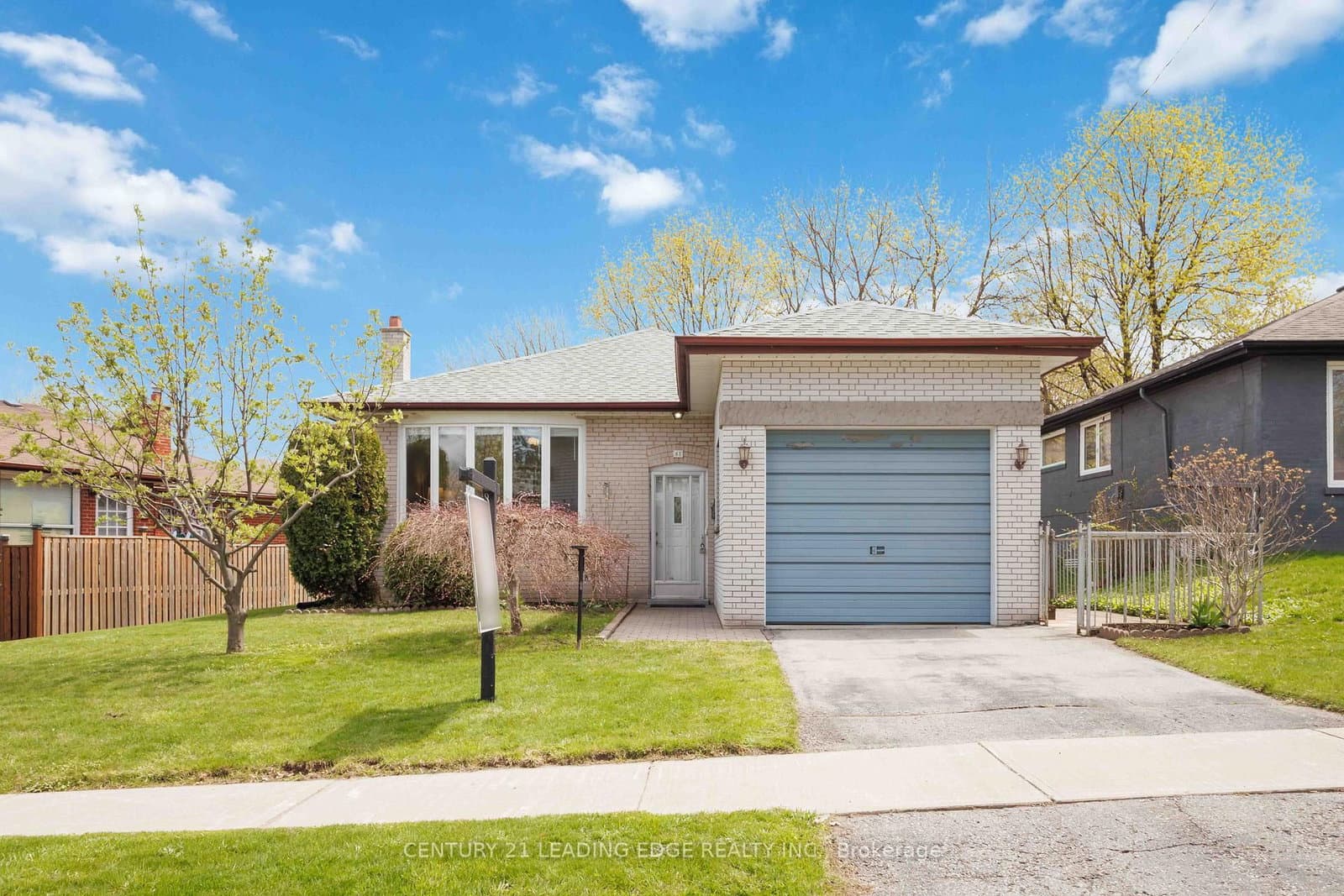 61 Hollyhedge Drive, Toronto, ON — photo 2