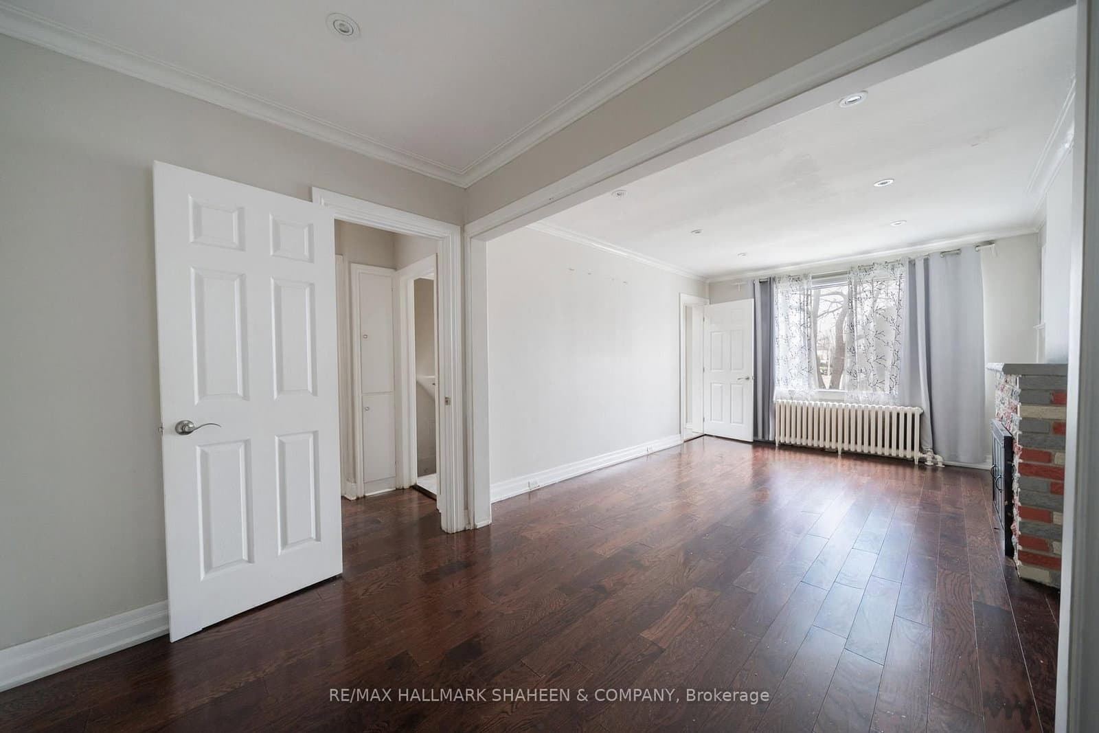 378 O'Connor Drive, Toronto, ON — photo 2