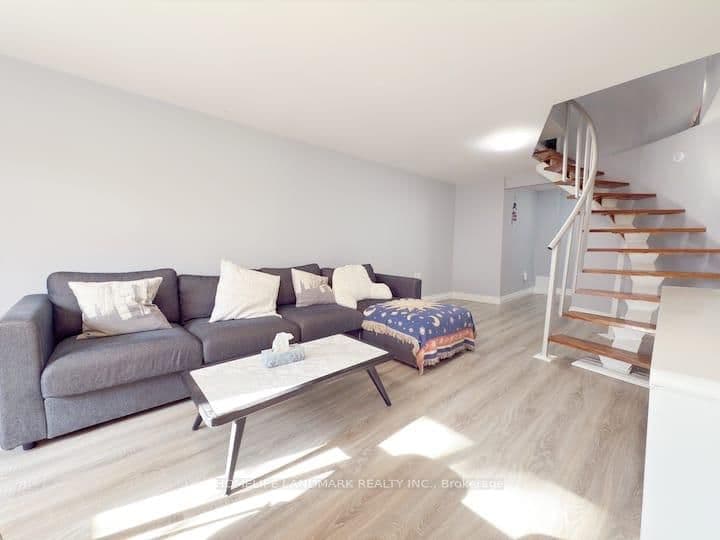 Basement - 81 United Square, Toronto, ON — photo 2