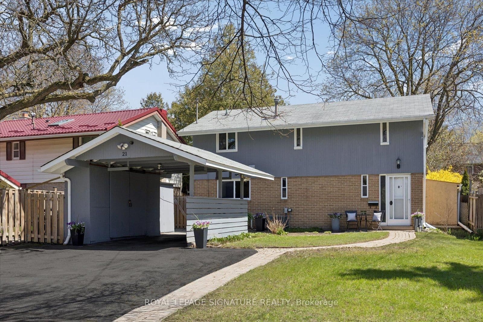 21 Munson Crescent, Toronto, ON — photo 2