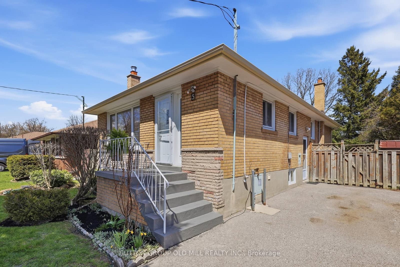 5 Greyabbey Trail, Toronto, ON — photo 2