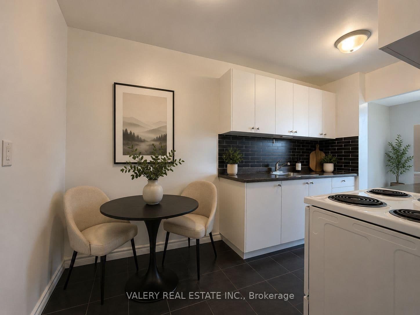 216 - 35 Confederation Drive, Toronto, ON — photo 3