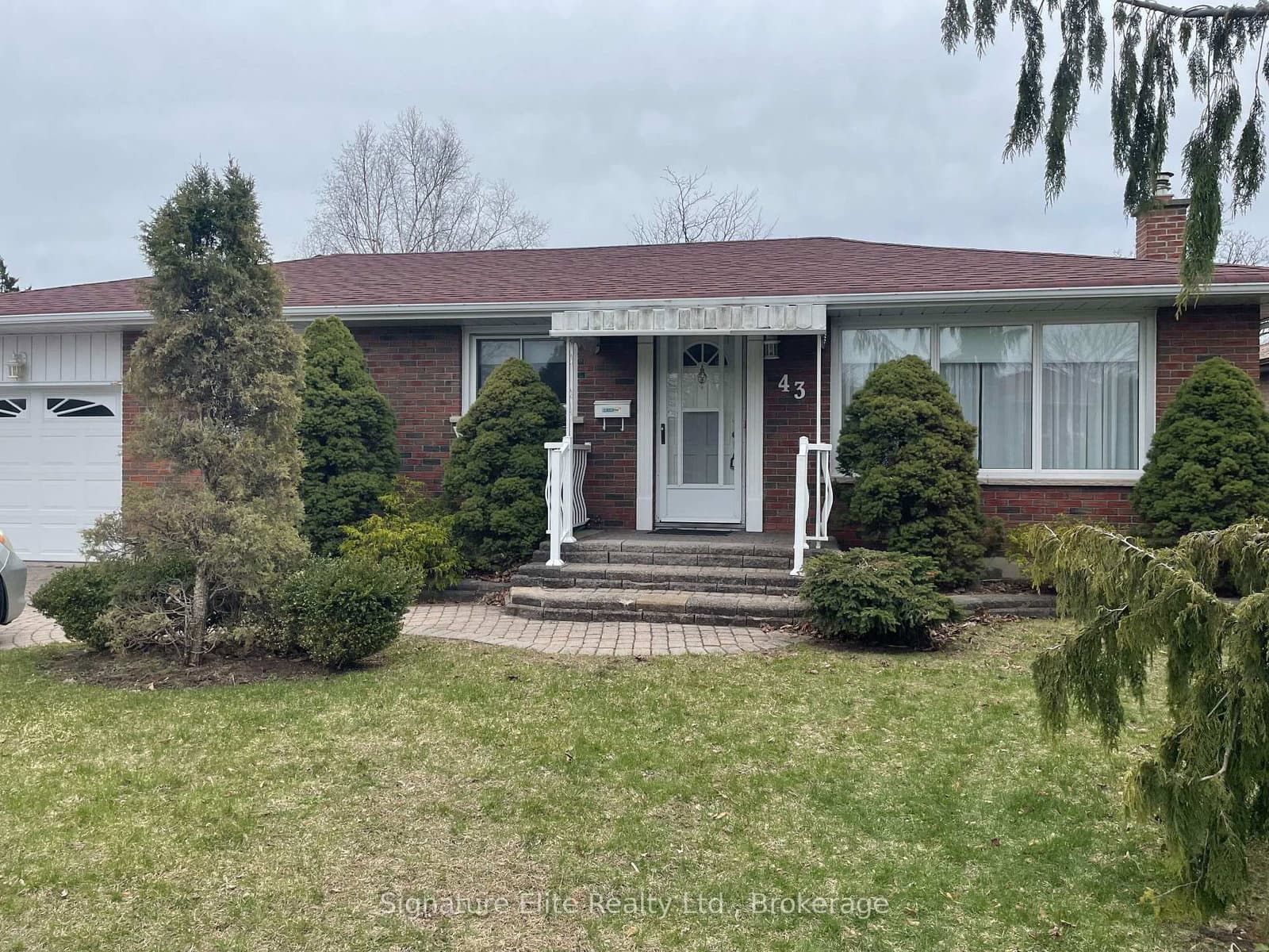 Lower - 43 Seneca Avenue, Oshawa, ON