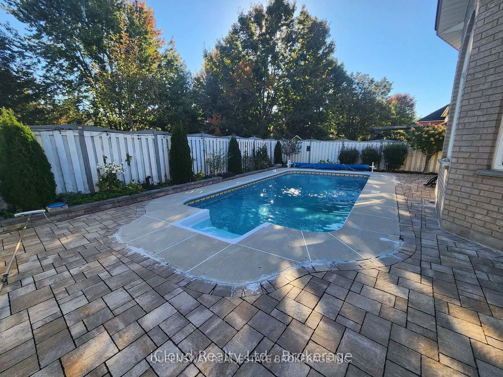 1-271 Ryerson Crescent, Oshawa, ON — photo 2