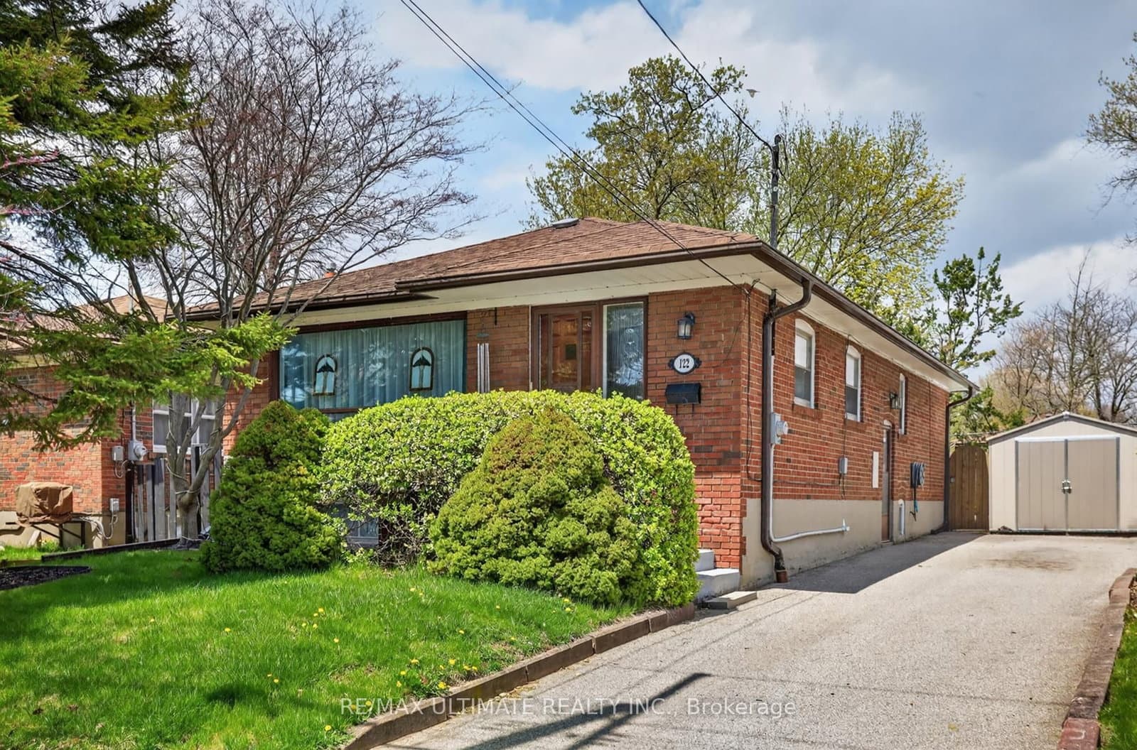 122 Nelson Street, Toronto, ON