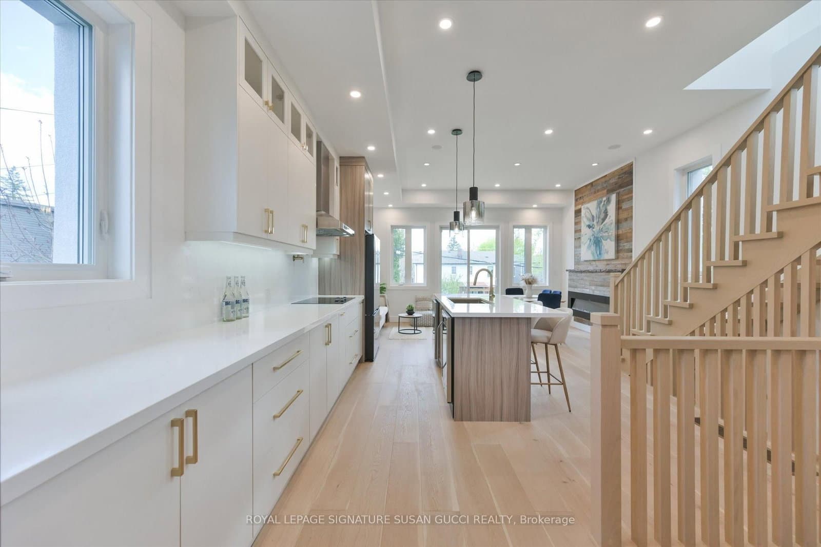 223 Queensdale Avenue, Toronto, ON — photo 2
