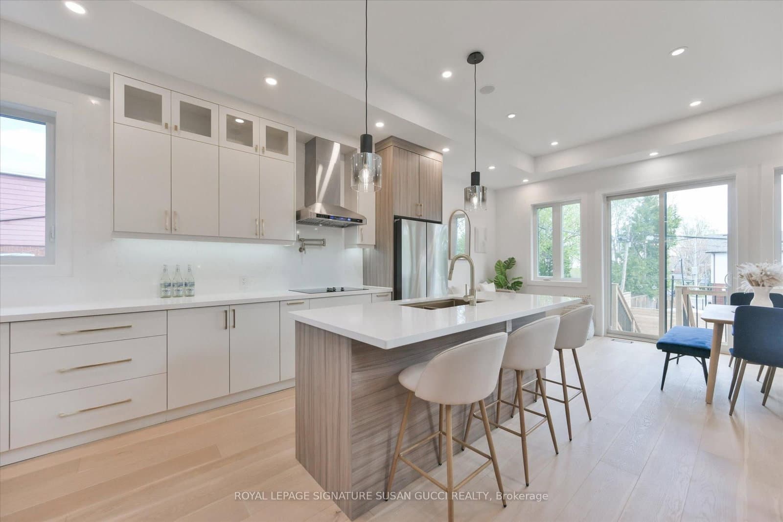 223 Queensdale Avenue, Toronto, ON — photo 3