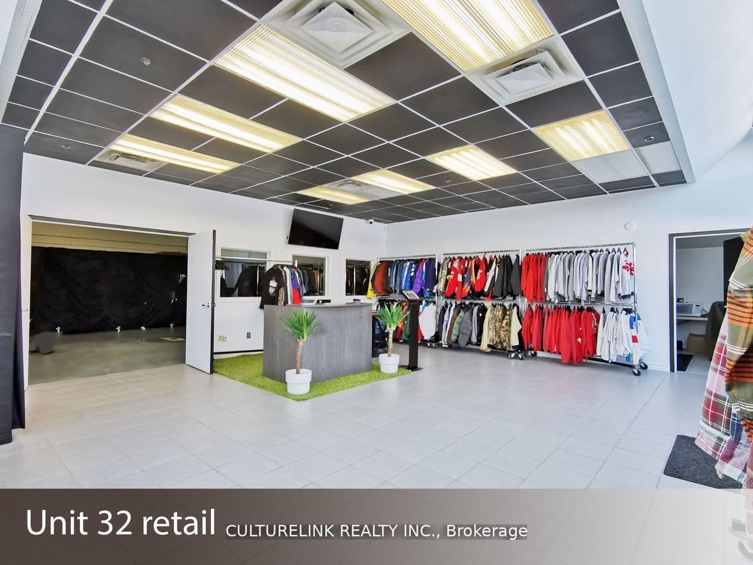 31 & 32 - 501 Passmore Avenue, Toronto, ON — photo 2