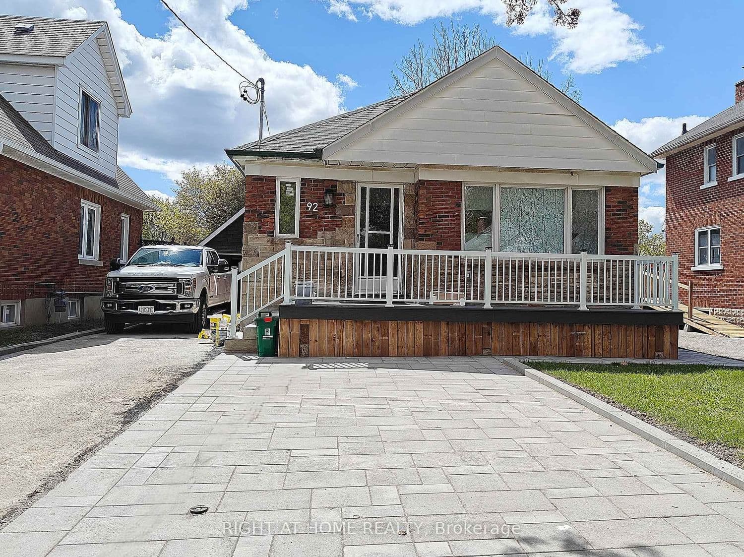 Basement - 92 Cadillac Avenue, Oshawa, ON — photo 3