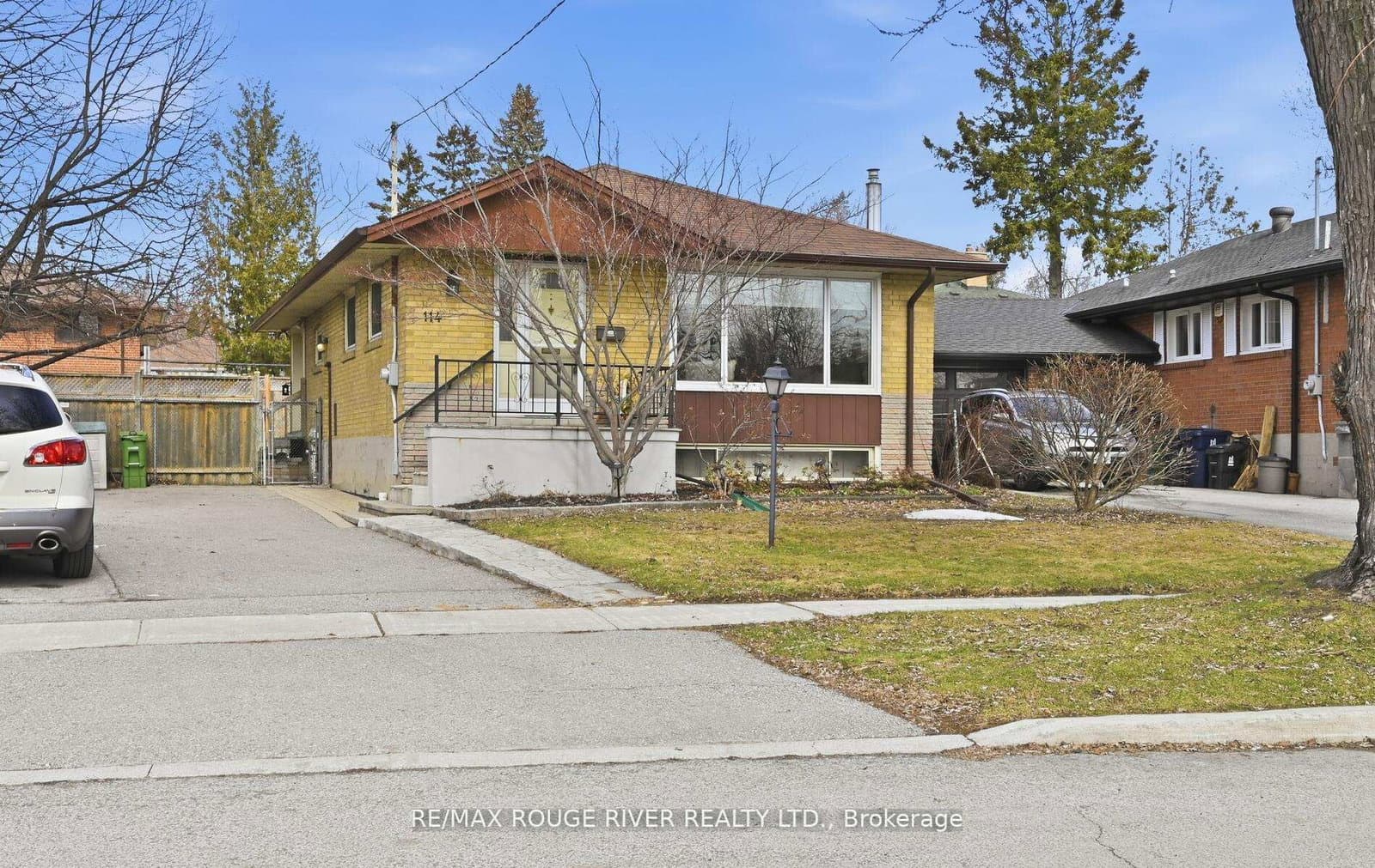114 Rochman Boulevard, Toronto, ON