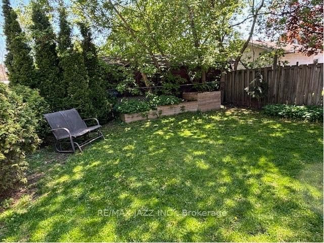 177 Athol Street, Oshawa, ON — photo 3