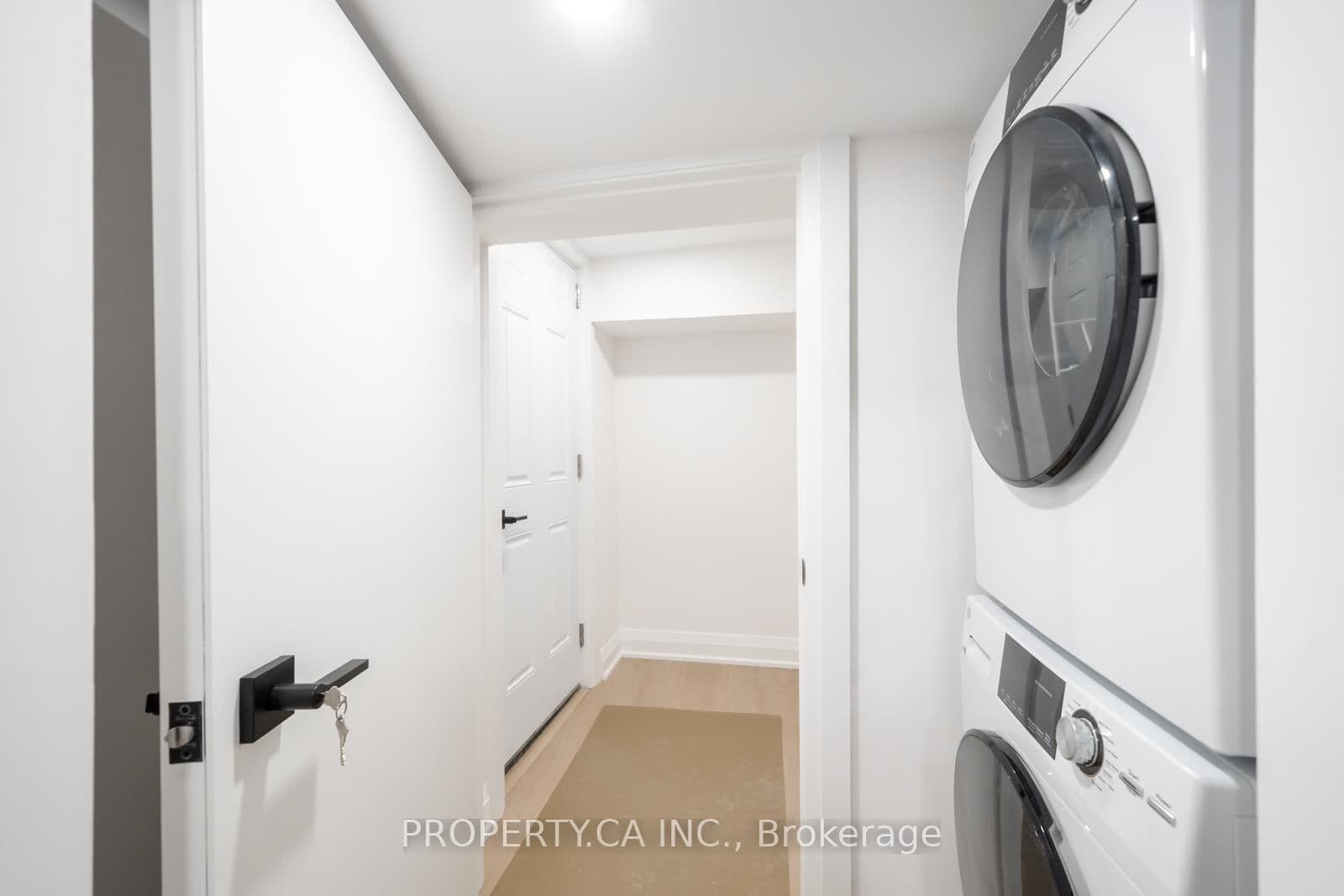 Lower - 344 Highfield Road, Toronto, ON
