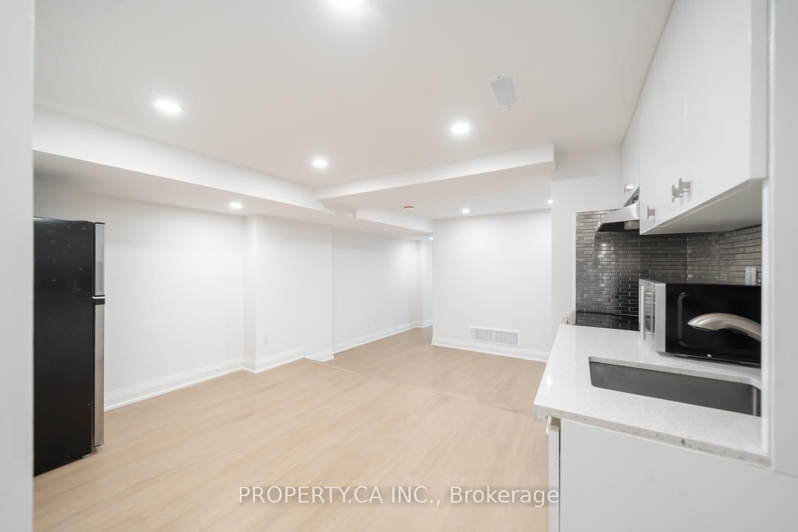 Lower - 344 Highfield Road, Toronto, ON — photo 3