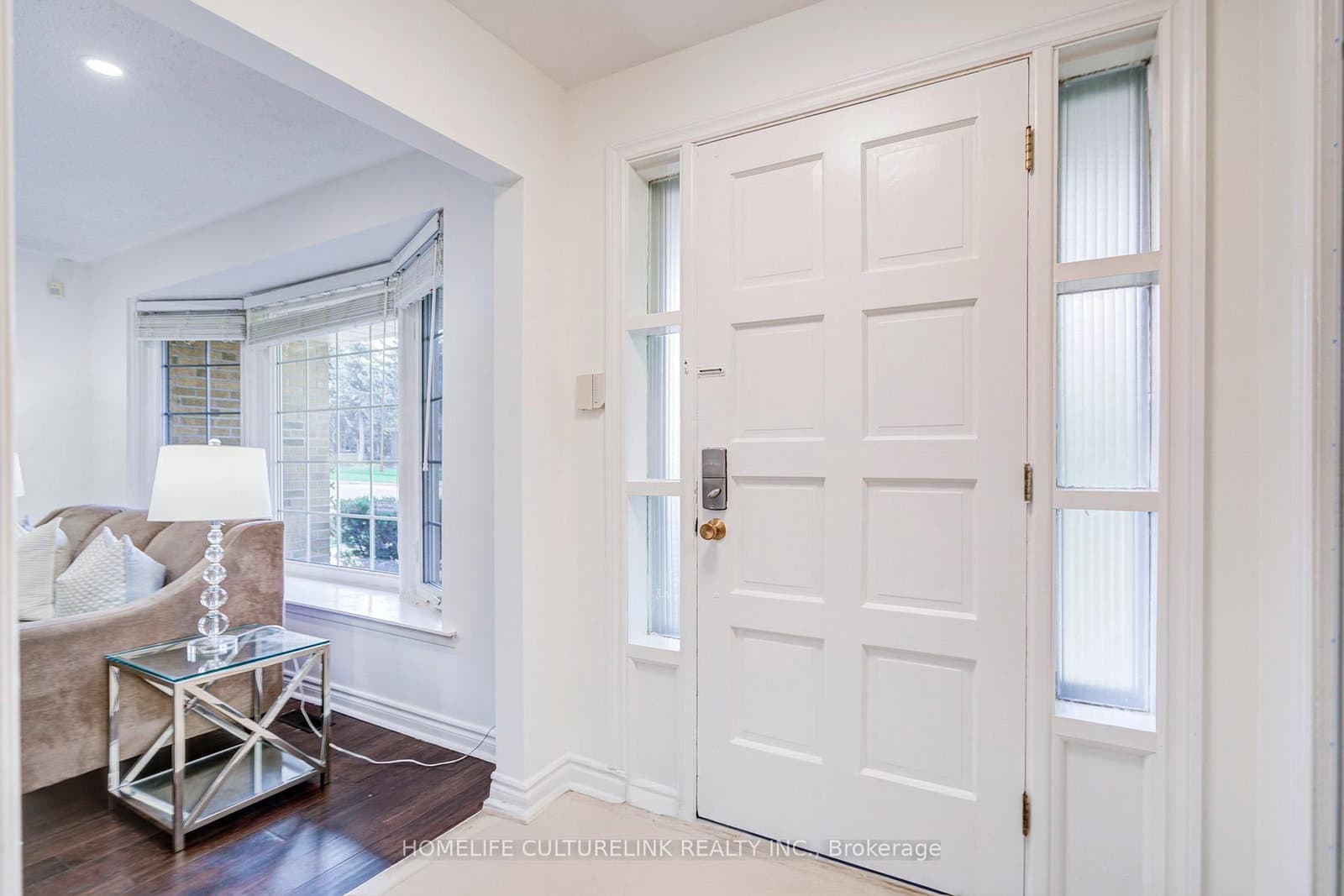 6 Norhead Avenue, Toronto, ON — photo 2
