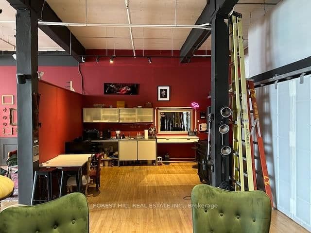 303 - 9 Davies Avenue, Toronto, ON — photo 2