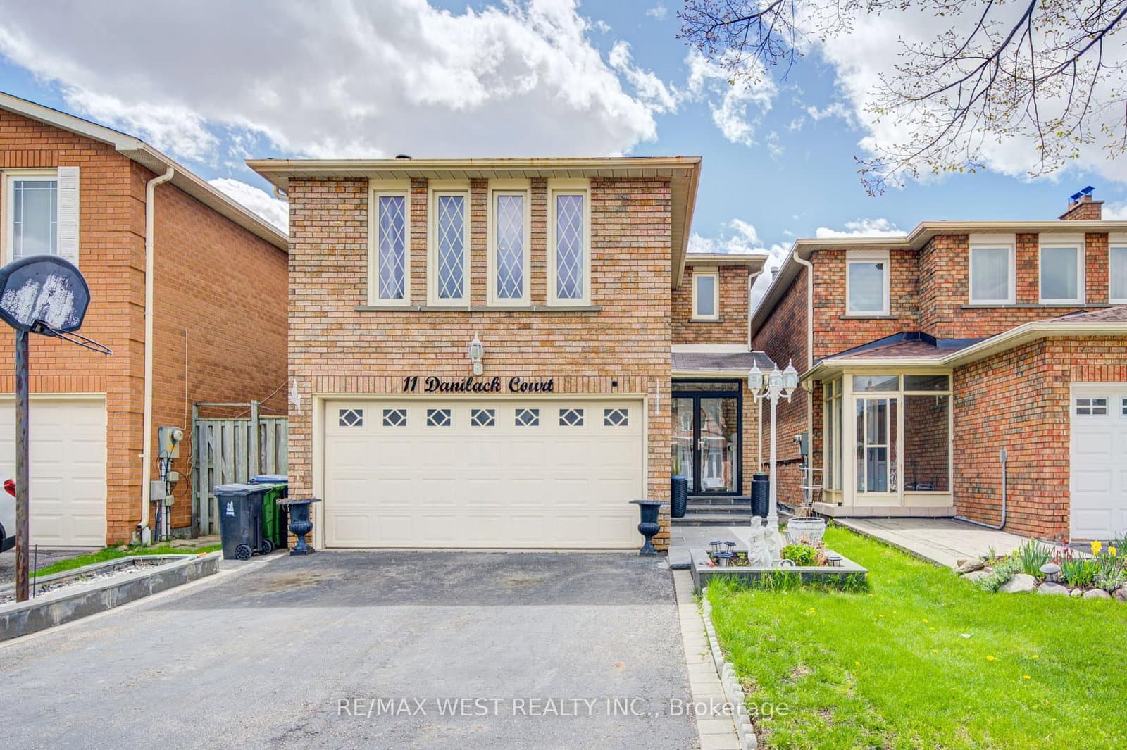 11 Danilack Court, Toronto, ON