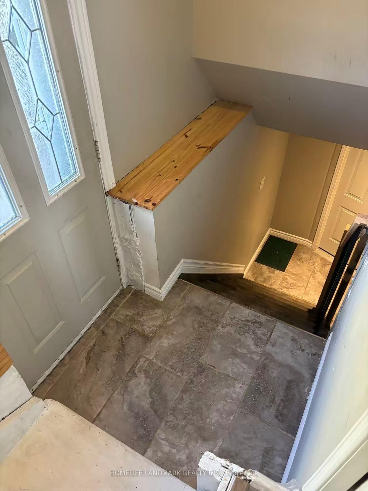 185 Sinclair Avenue, Oshawa, ON — photo 3