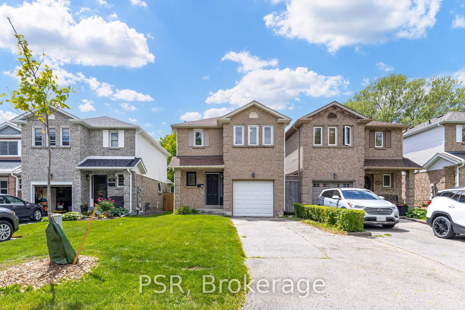 166 Adele Crescent, Oshawa, ON