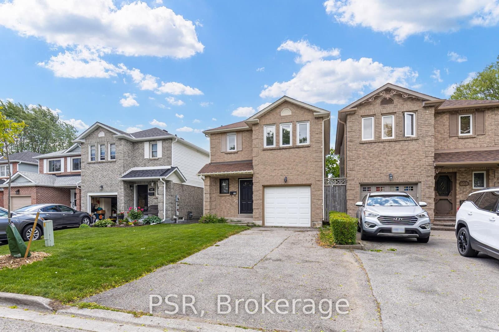 166 Adele Crescent, Oshawa, ON — photo 3