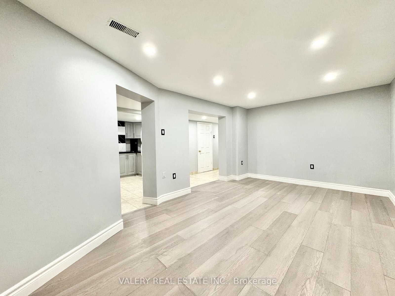 2 - 94 Reed Drive, Ajax, ON — photo 3