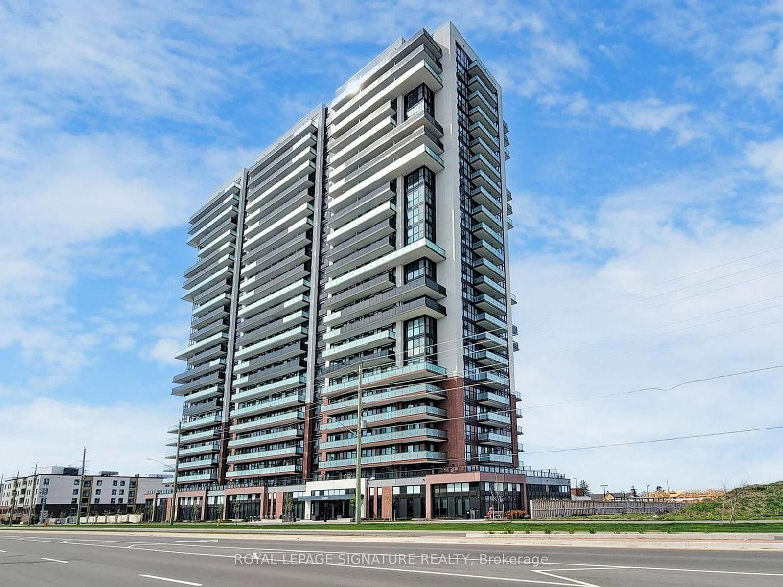 2121 - 2550 Simcoe Street, Oshawa, ON