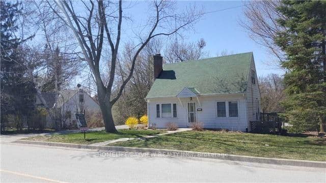 66 Roxborough Road, Newmarket, ON