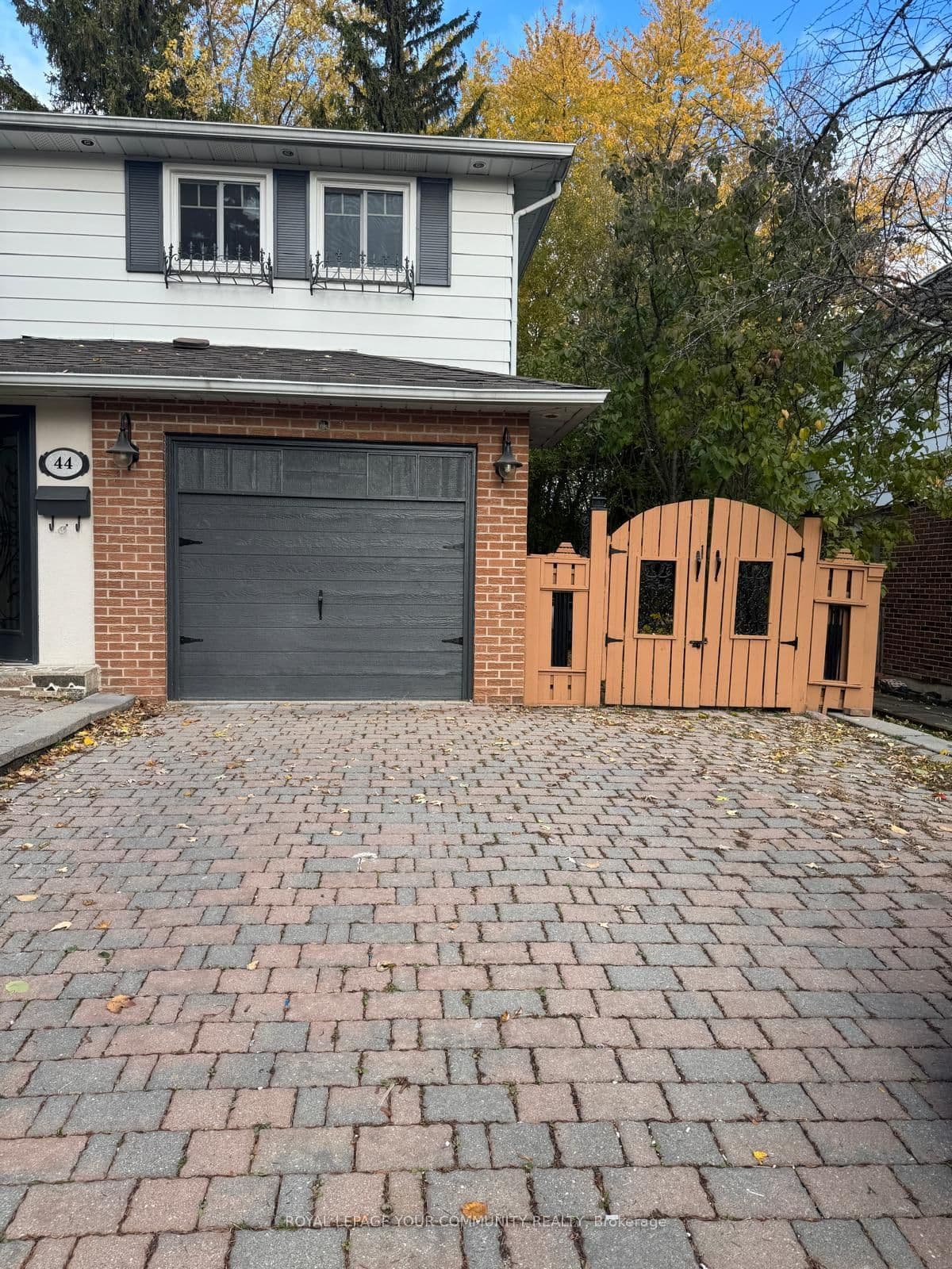 44 Royal Orchard Boulevard, Markham, ON