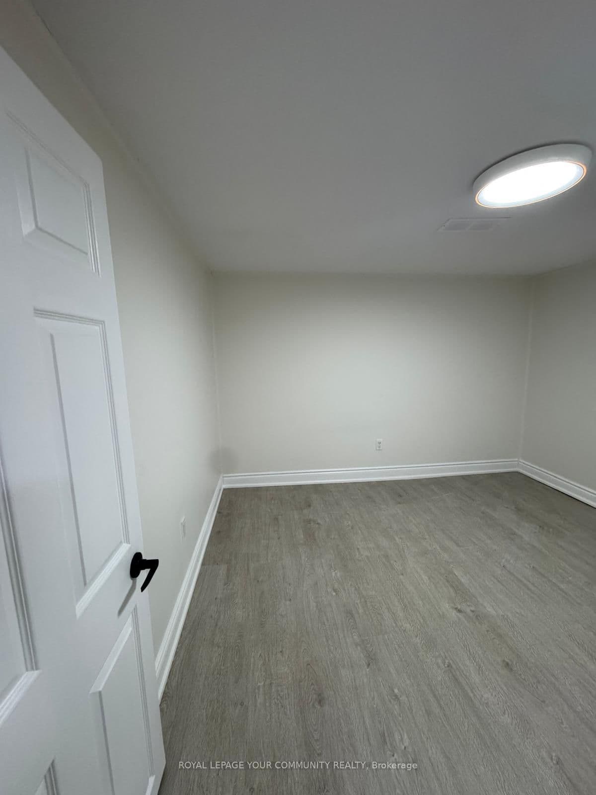 44 Royal Orchard Boulevard, Markham, ON — photo 2