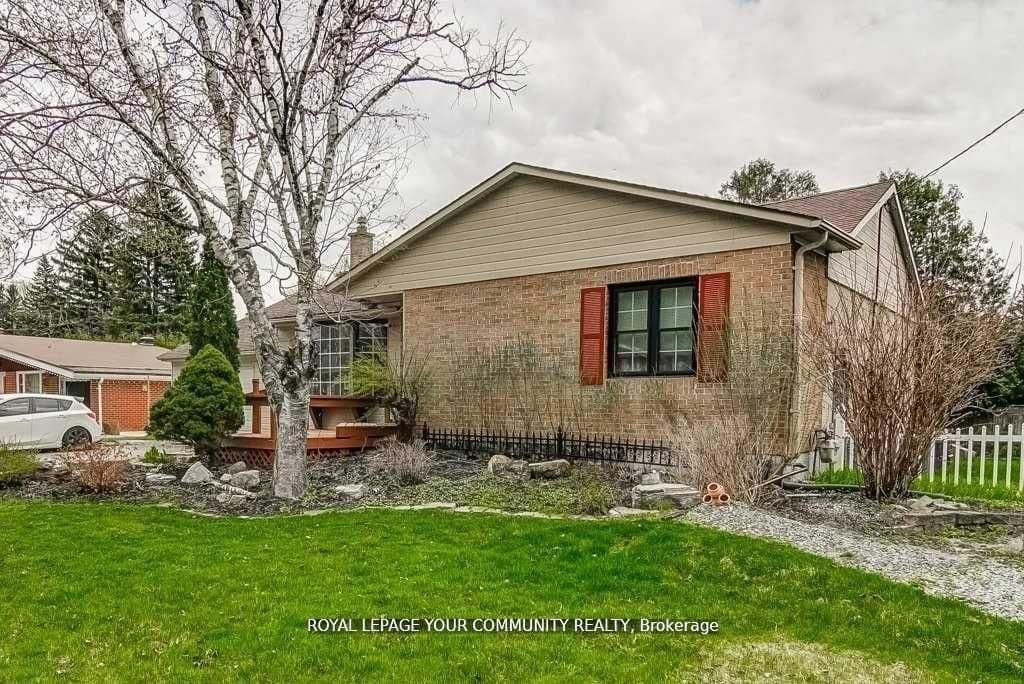 768 Grace Street, Newmarket, ON — photo 3