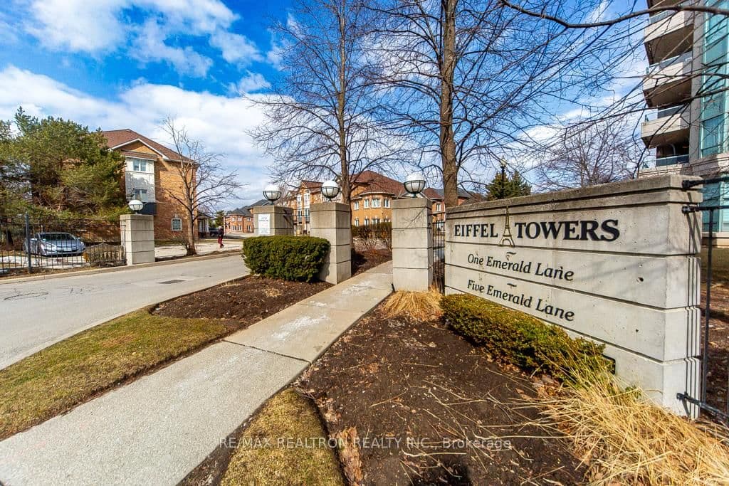 306 - 5 Emerald Lane, Vaughan, ON — photo 3