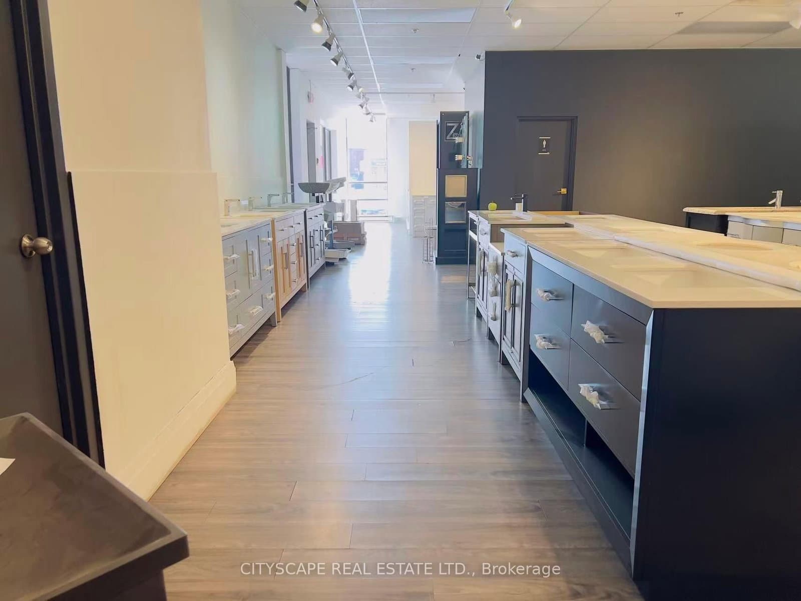 102 - 100 Steelcase Road, Markham, ON — photo 3