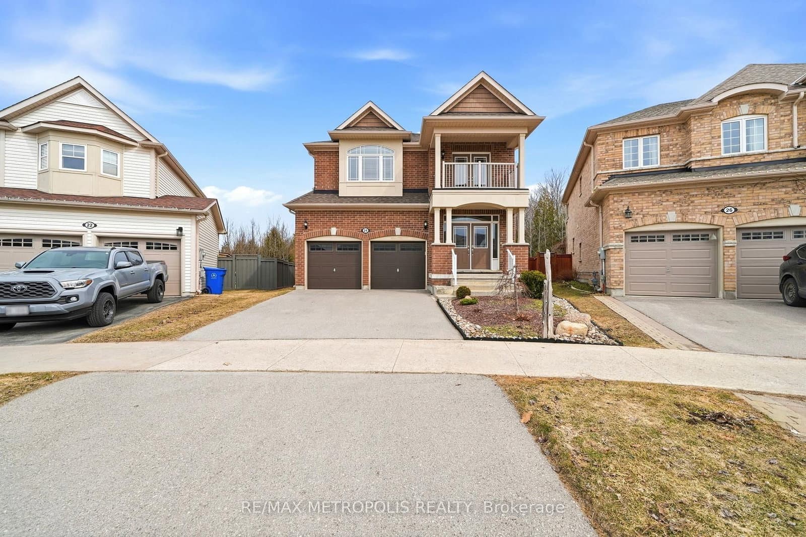 24 Bamburg Street, Georgina, ON