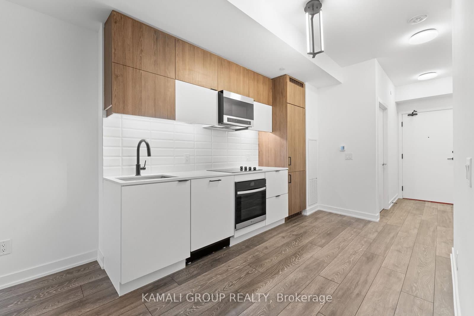 213 - 8888 Yonge Street, Richmond Hill, ON — photo 3