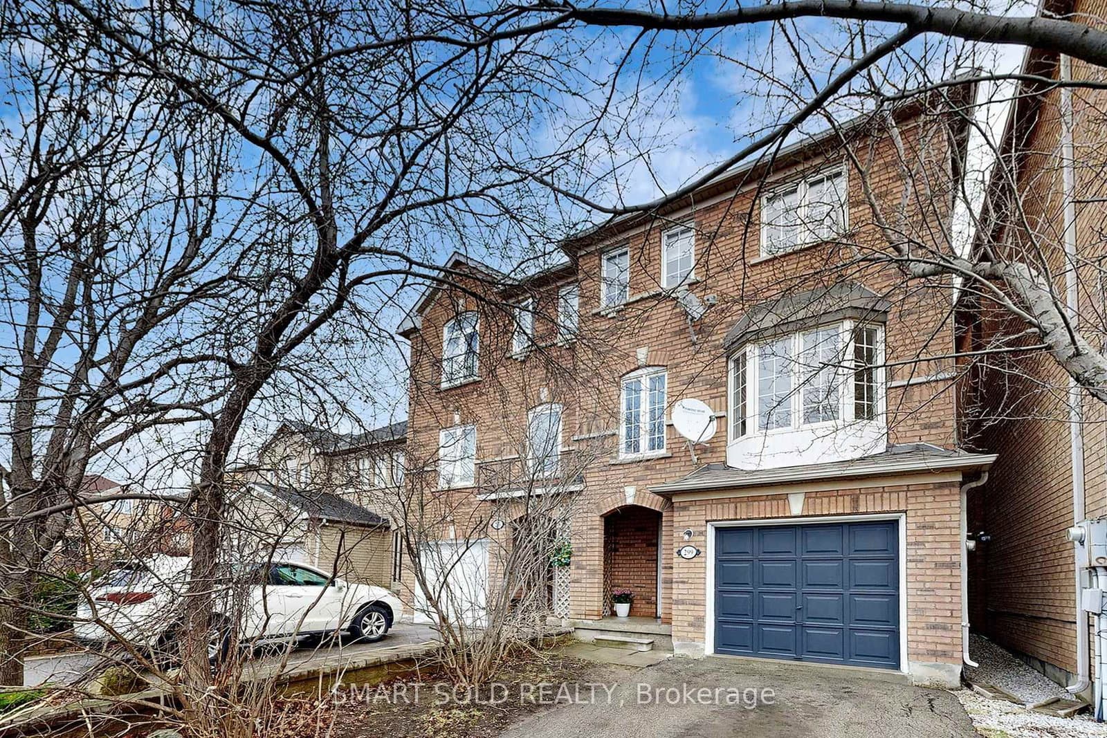 299 Yellowood Circle, Vaughan, ON — photo 2
