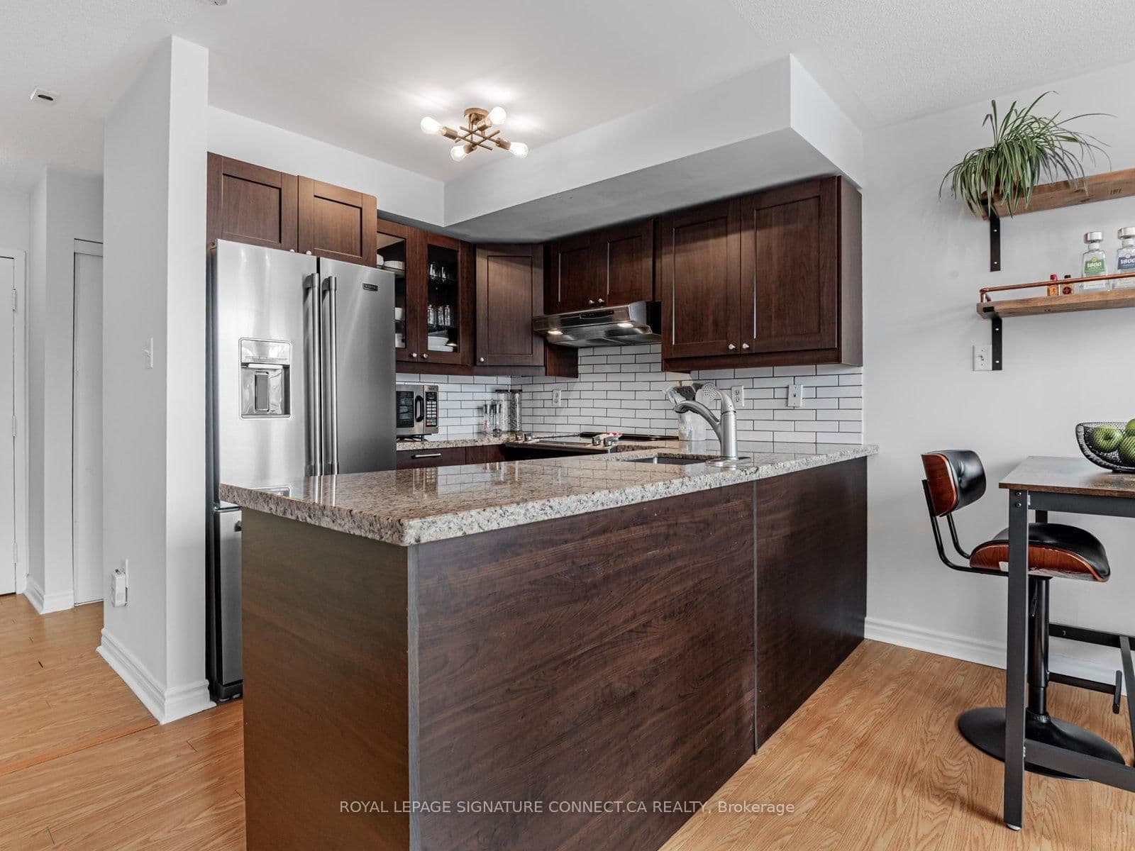 C208 - 110 Cornell Park Avenue, Markham, ON — photo 3