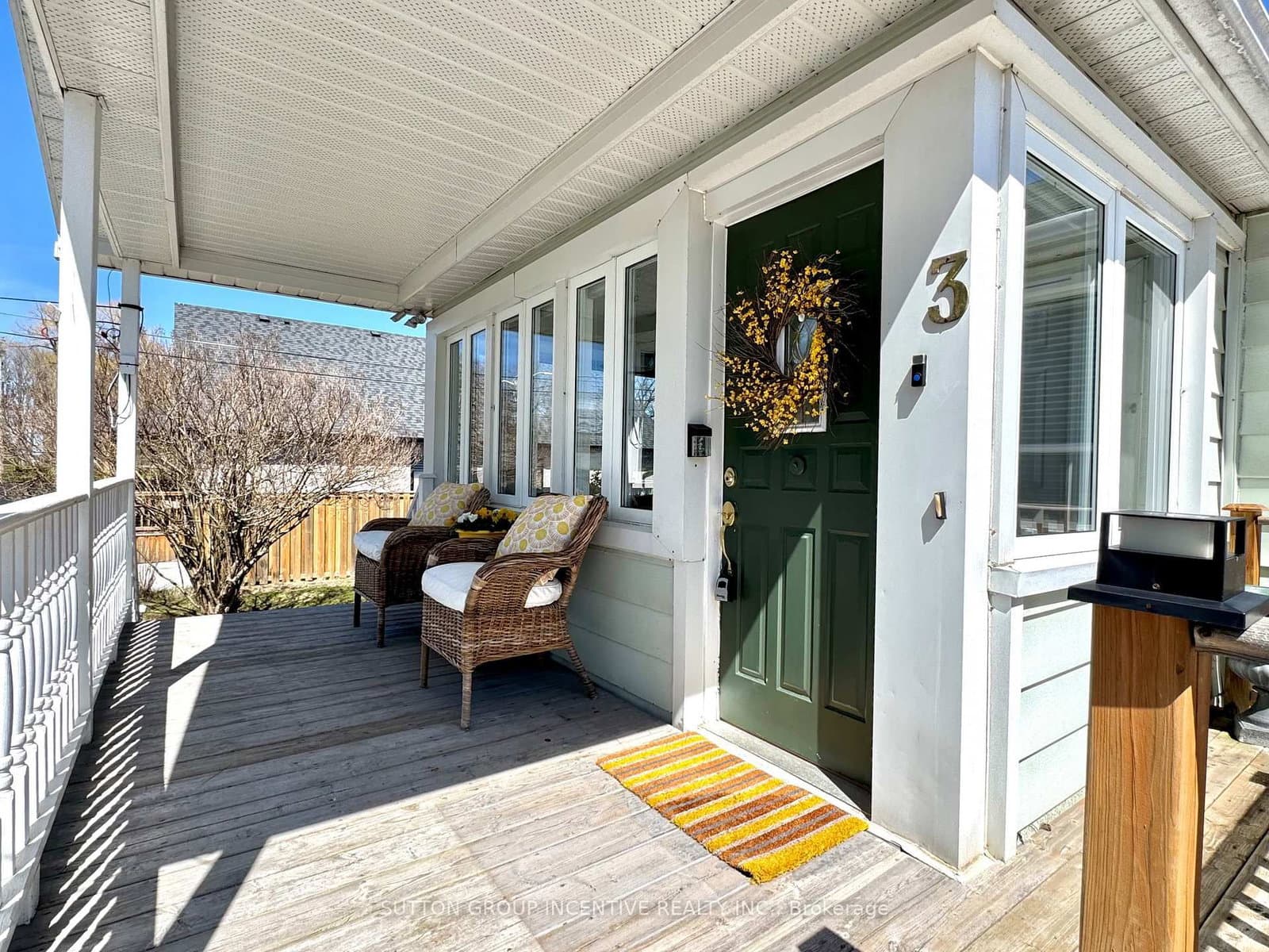 3 Melody Lane, Georgina, ON — photo 2