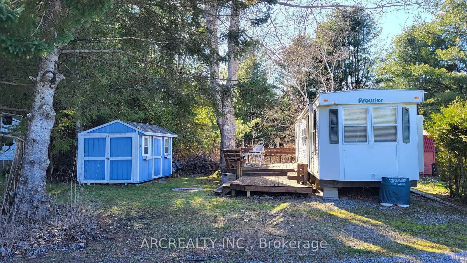 147 Horseshoe Circle, Georgina, ON — photo 3