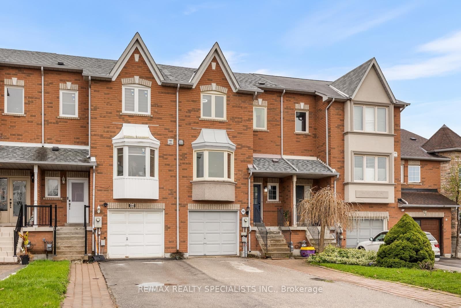 88 Michelle Drive, Vaughan, ON — photo 2