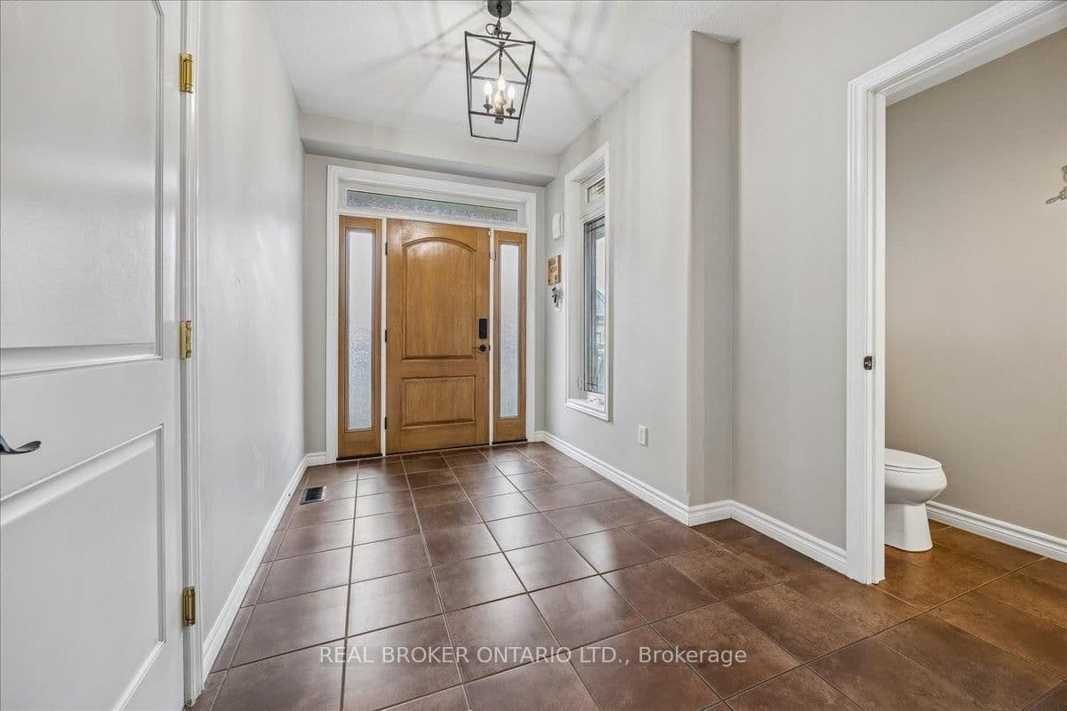 58 Stevenson Street, Essa, ON — photo 2
