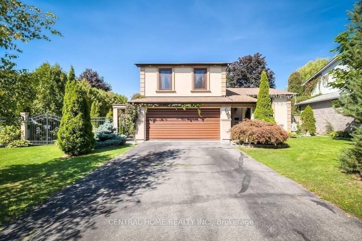 18 Mayvern Crescent, Richmond Hill, ON — photo 2