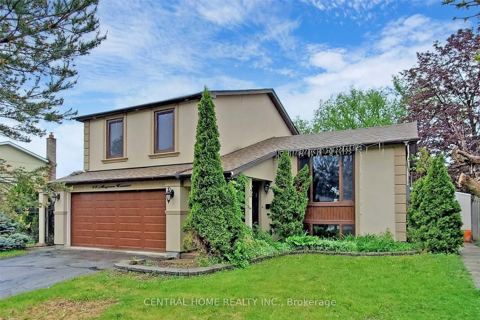 18 Mayvern Crescent, Richmond Hill, ON — photo 3