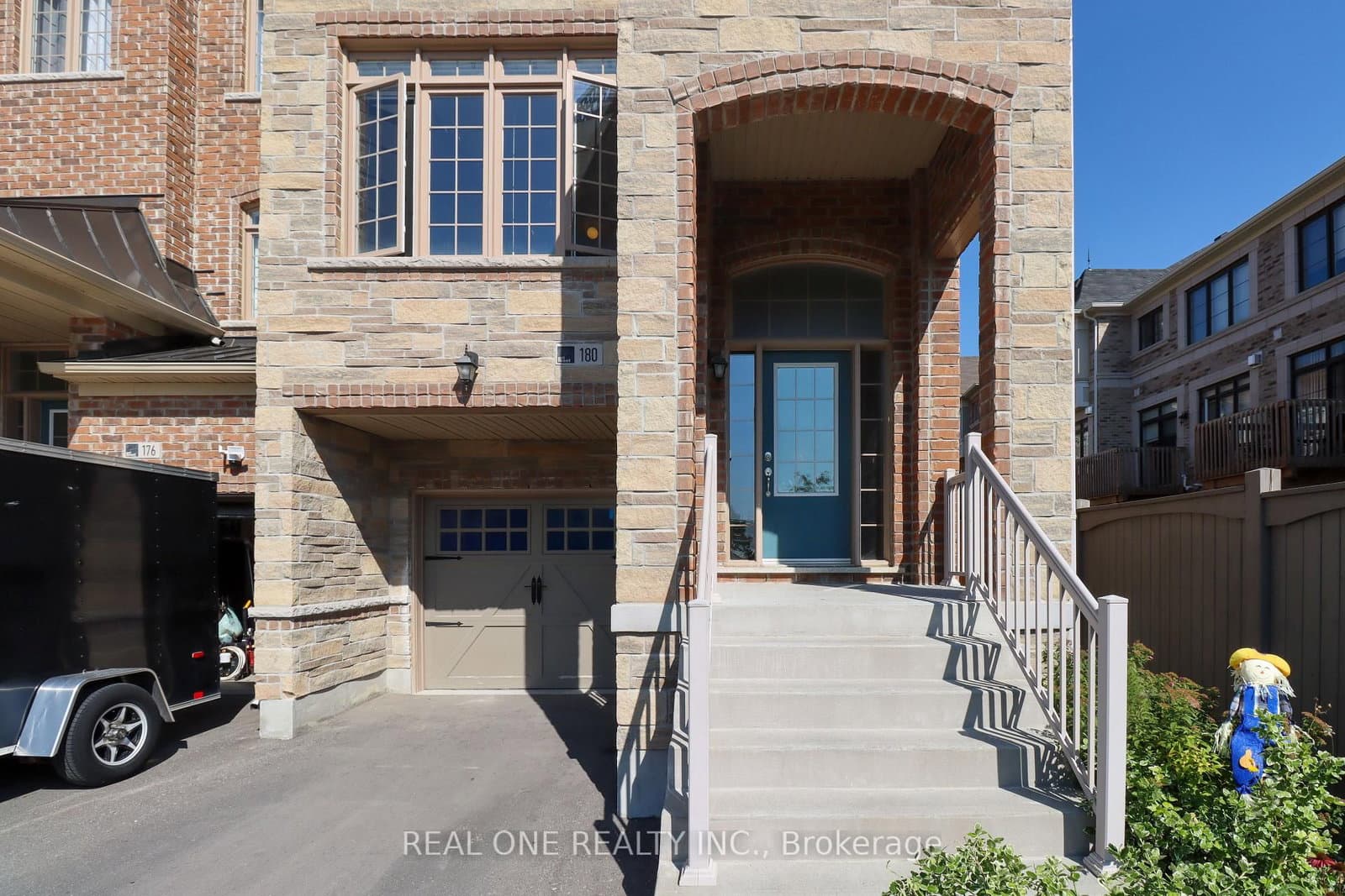 180 Sunset Terrace, Vaughan, ON — photo 2