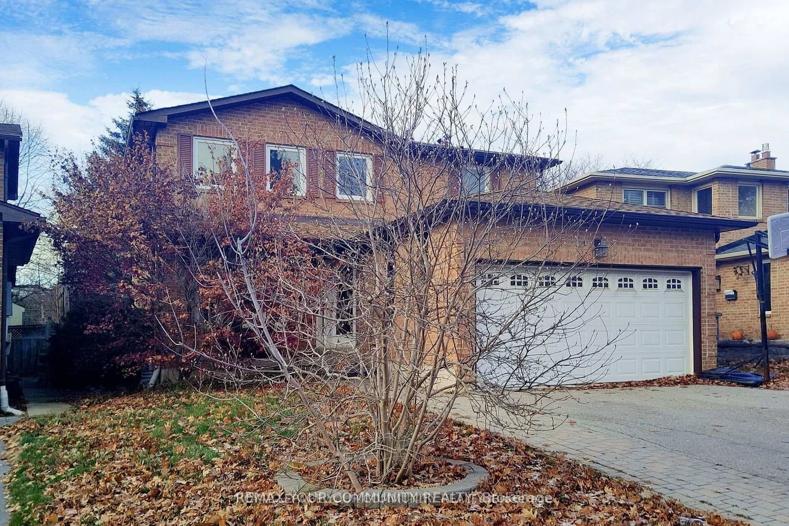 52 Mccallum Drive, Richmond Hill, ON