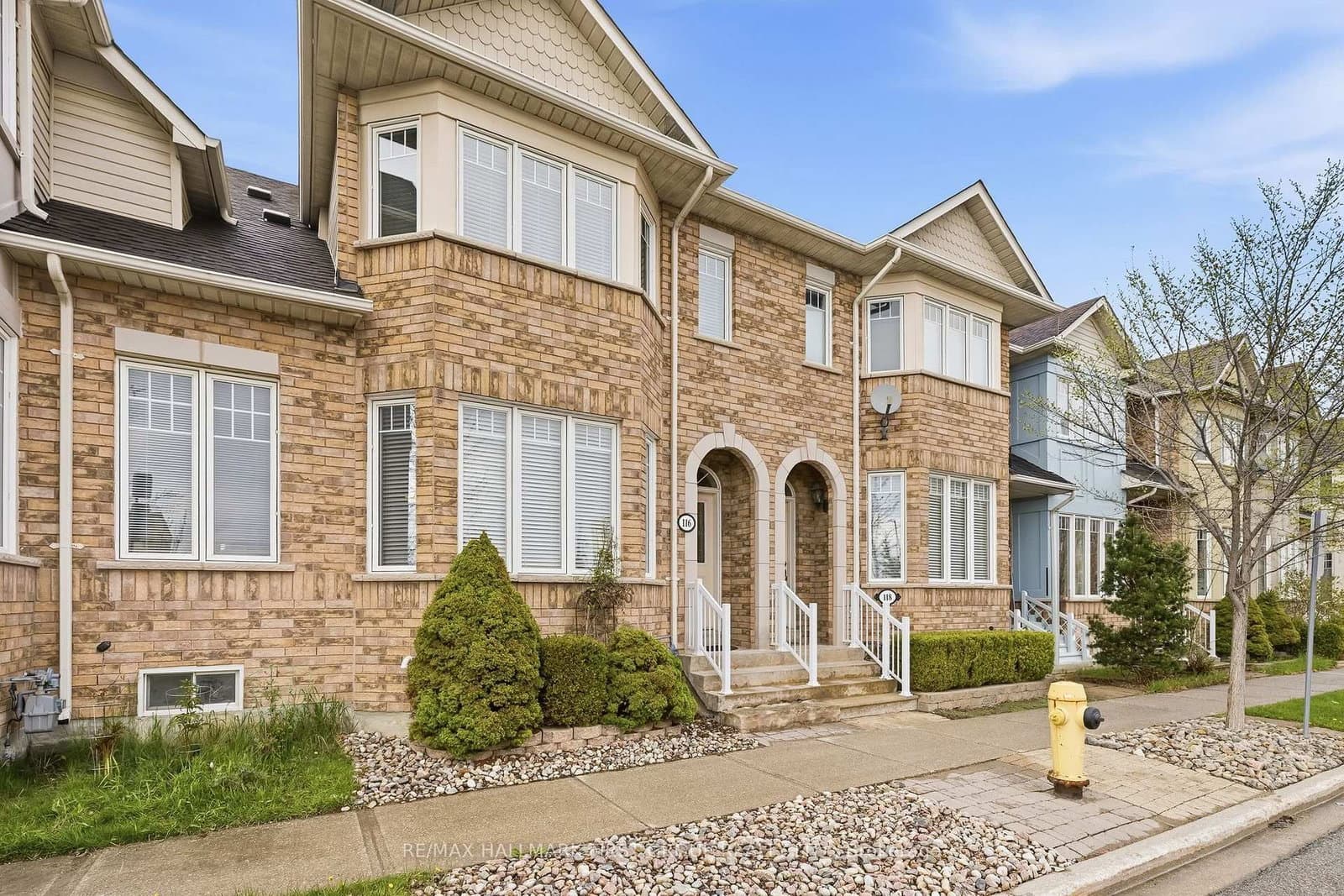 116 Riverlands Avenue, Markham, ON — photo 2