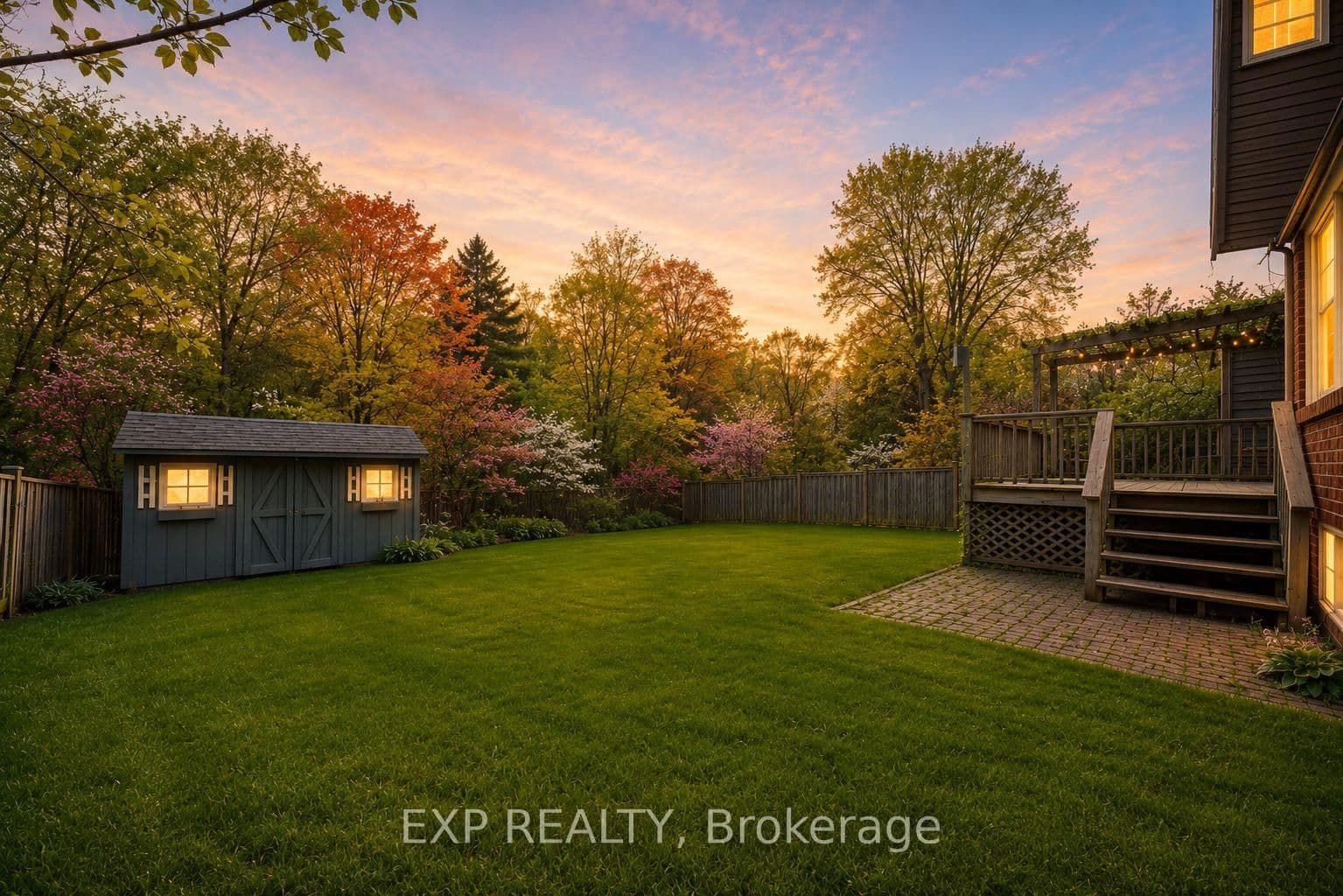 51 Sanderson Crescent, Richmond Hill, ON — photo 2