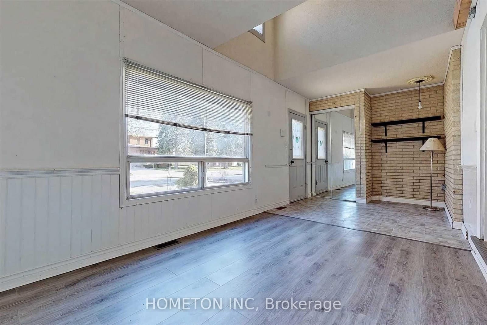 95 Yongehurst Road, Richmond Hill, ON — photo 3