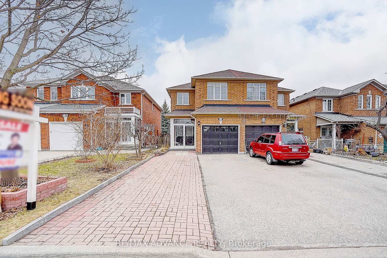 140 Vanguard Road, Vaughan, ON — photo 2