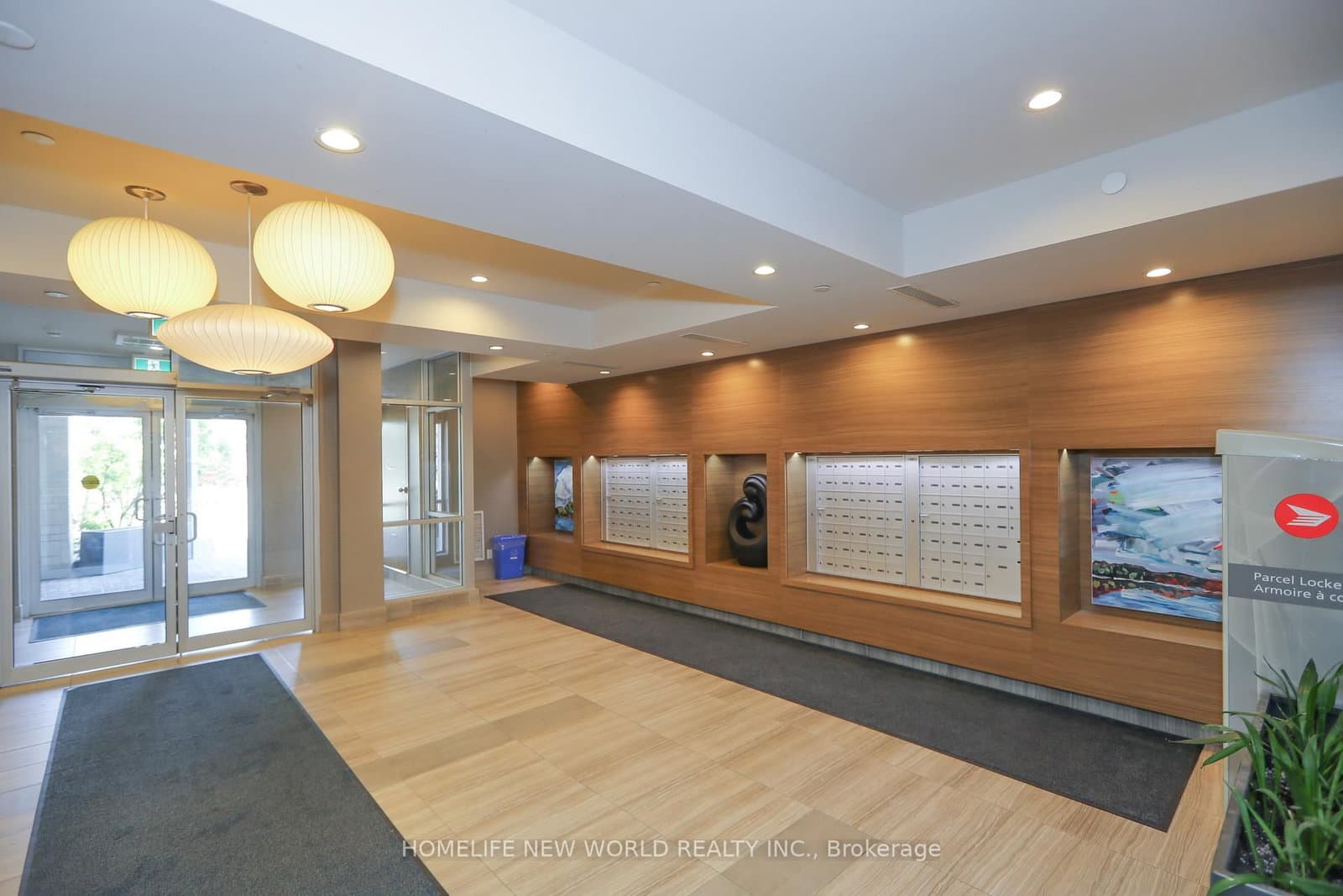 405 - 2 Adam Sellers Street, Markham, ON — photo 2