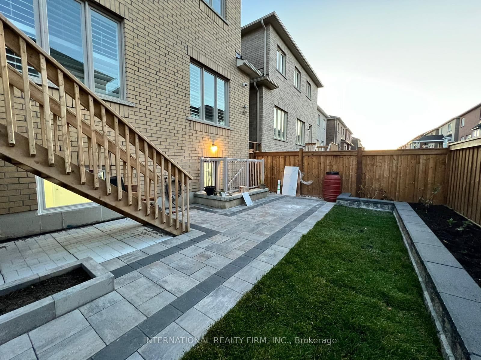 216 Wesmina Avenue, Whitchurch-Stouffville, ON — photo 3